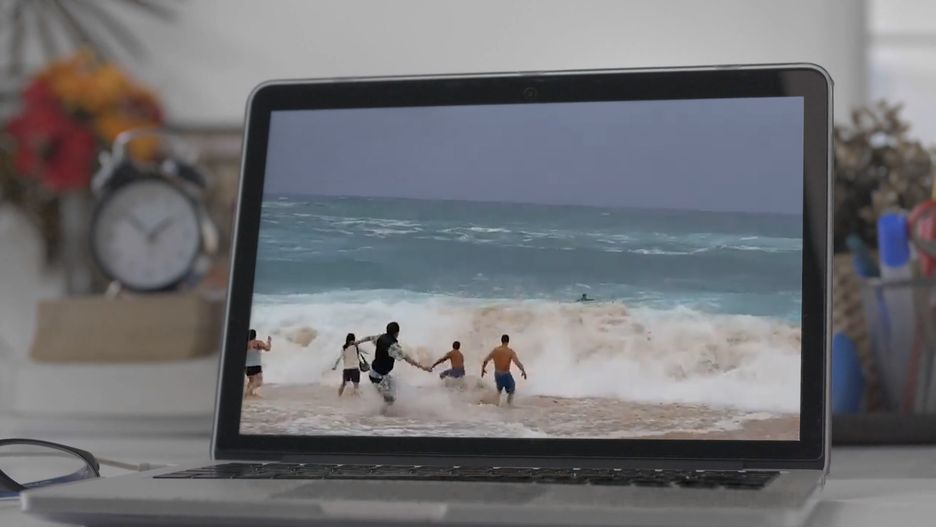 Dziecko tonie w morzu. To powinien zobaczyć każdy rodzic