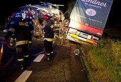 Trzy ofiary śmiertelne zderzenia ciężarówki i autokaru