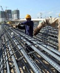 Jestem nauczycielem, w lecie będę pracował na budowie