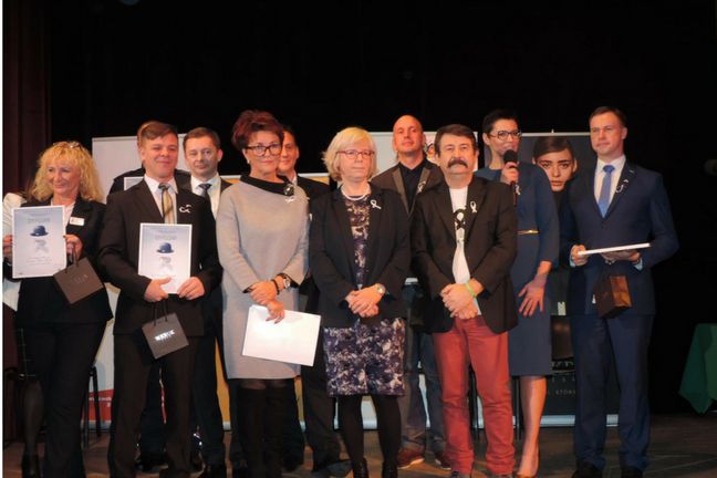 Laureaci i organizatorzy Wyróżnienia Białej Wstążki