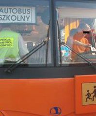 Kontrole szkolnych autobusów