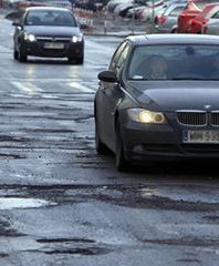 Uwaga na dziury, czyli poradnik slalomisty