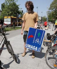 Nowe przepisy: rowerzyści mają więcej praw (film)