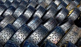 Polacy nie patrzą na "kapcie”