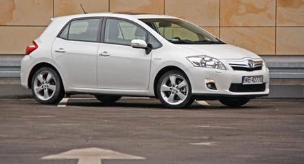 TEST: Toyota Auris HSD - znak czasu