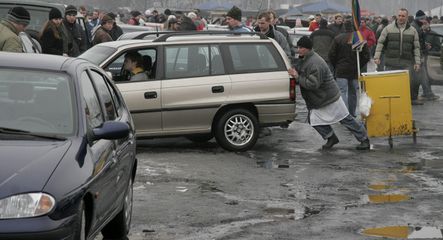 Sprowadzamy mniej aut używanych