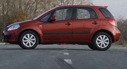 Suzuki SX4 do serwisu