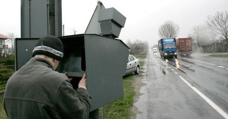 Problemy policjantów z fotoradarami