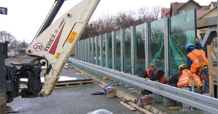 Samorządy chcą oszczędzać na ekranach akustycznych