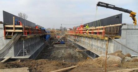 Chińczycy chcą renegocjacji umowy na budowę A2