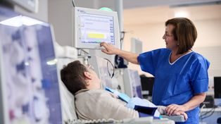 Choruje 4,7 mln Polaków. Lekarze mówią o nowych sposobach leczenia