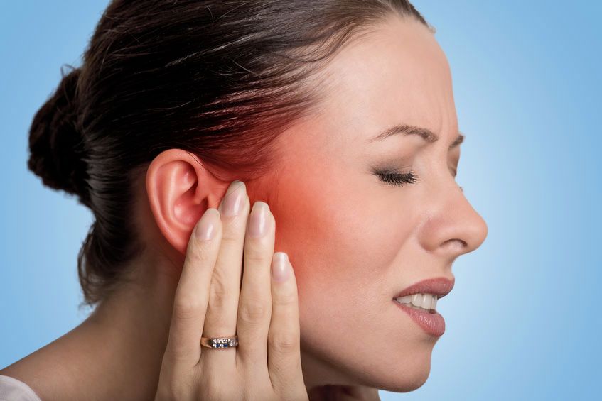 Stan zapalny najczęstszą przyczyną bólu ucha 