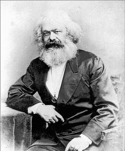 Ropnie Karola Marksa przyczyną komunizmu?