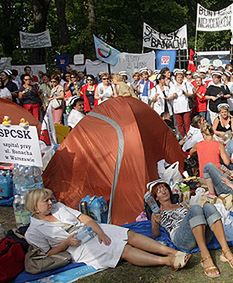 "Oczekujemy na spotkanie z premierem w jego kancelarii"