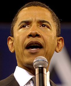 Obama wygrałby wybory z McCainem, Clinton niekoniecznie