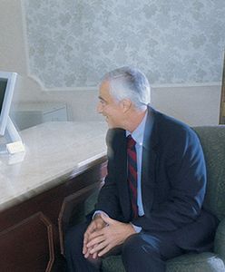 Politycy wzorem premiera nie zakładają kont bankowych