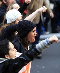 Niepokoje studenckie na Sorbonie - uniwersytet zamknięto