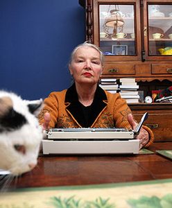 "Uwaga: rząd zawsze otacza się 'kokonem klakierów"'