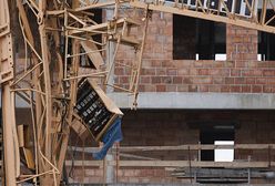 Zginął operator dźwigu złamanego przez wiatr