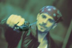 Podczas napadu na sklep postrzelił się w jądro