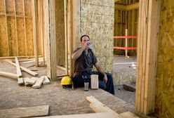 Pracodawca powinien zapewnić napoje podczas upałów