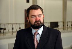 Poseł PiS: marszałek Komorowski legalizuje nepotyzm