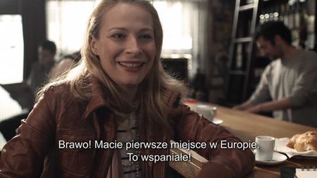 Pierwsze teaserowe reklamy mające zachęcać do płacenia abonamentu pojawiły się w telewizji i radio pod koniec grudnia. 