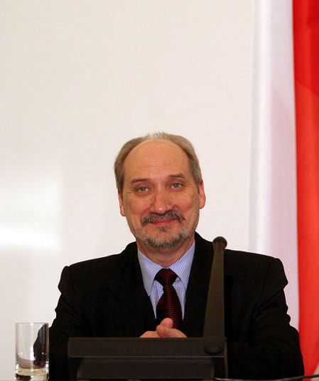 Antoni Macierewicz: będą następne raporty