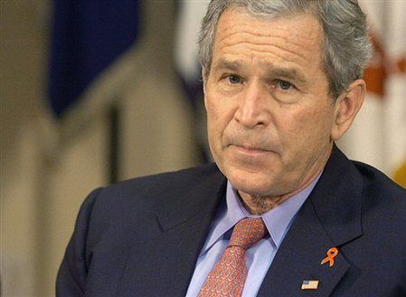 Bush - najbardziej niepopularny prezydent