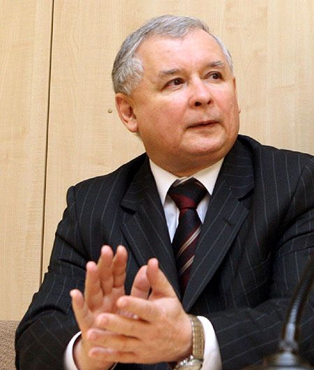 J. Kaczyński ma 60% więcej doradców niż Belka