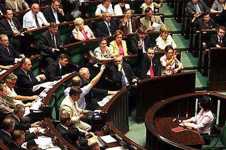 Spory o ordynację wyborczą, zmiany PiS przyjęte przez Sejm