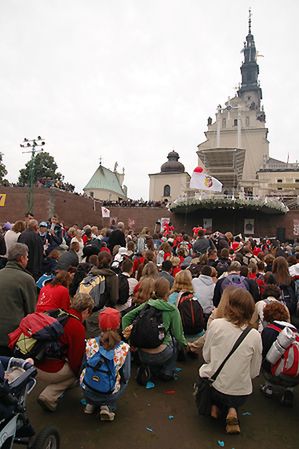 Prymas Glemp apeluje o ochronę wartości