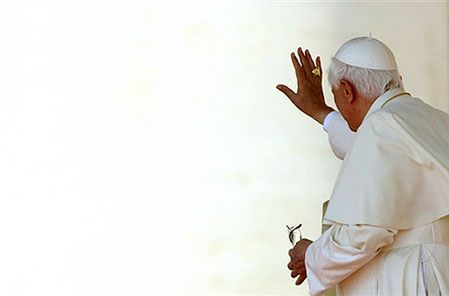Papież modli się o pokój i zgodę w Iraku
