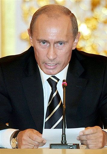 Putin chce zachować wpływy polityczne po 2008 r.
