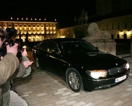 "Sikorski powinien się stawić u prezydenta bez wezwania"