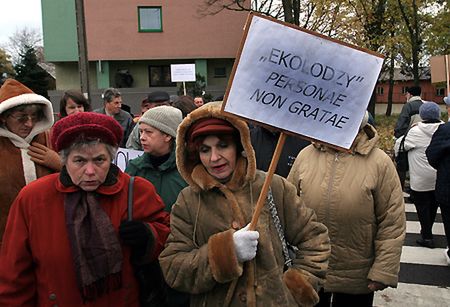 Mieszkańcy Augustowa protestowali ws. budowy obwodnicy