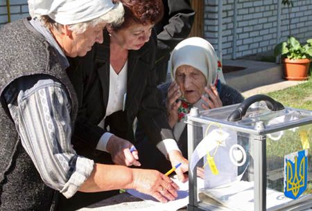 Regiony wygrały, ale pomarańczowi mają więcej głosów