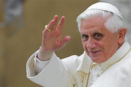 Benedykt XVI spotkał się z młodymi Włochami