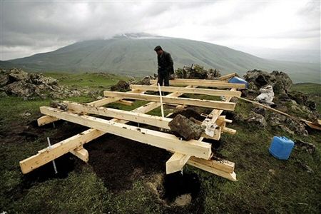 Greenpeace buduje Arkę Noego