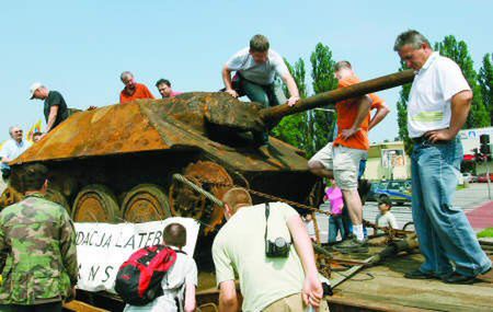 Wydobyty z Bałtyku niszczyciel czołgów będzie odrestaurowany