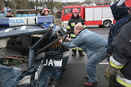 Zmarł policjant ranny w wypadku w Wielkopolsce