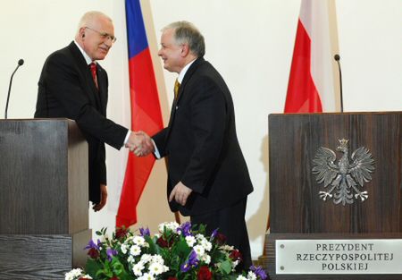 Prezydenci Polski i Czech rozmawiali o szczytach NATO i UE