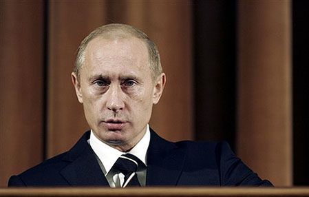 Putin: ostrzegam przed odbudową reżimu oligarchicznego