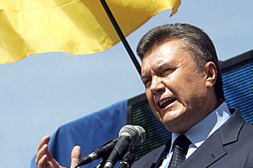 Janukowycz pierwszy pogratulował Miedwiediewowi