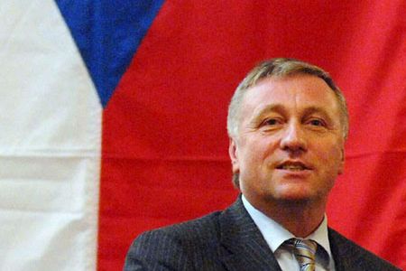 Premier Czech broni stanowiska swego rządu w sprawie tarczy antyrakietowej