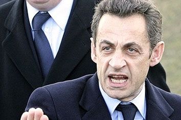 Sarkozy, czyli "s... dziadu!" po francusku