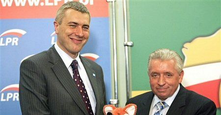 Sondaż: LiS nie kradnie poparcia