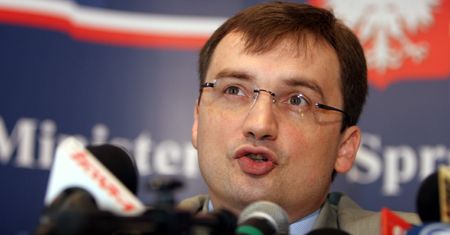Minister Ziobro nie traci popularności