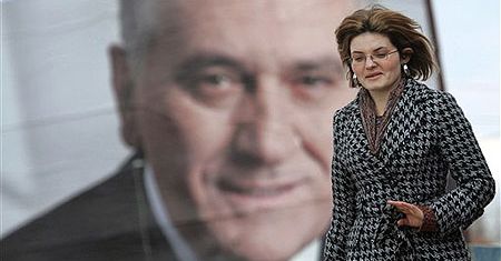 Trwa druga tura wyborów prezydenckich w Serbii