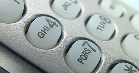 Talibowie nie chcą telefonów komórkowych w Afganistanie
